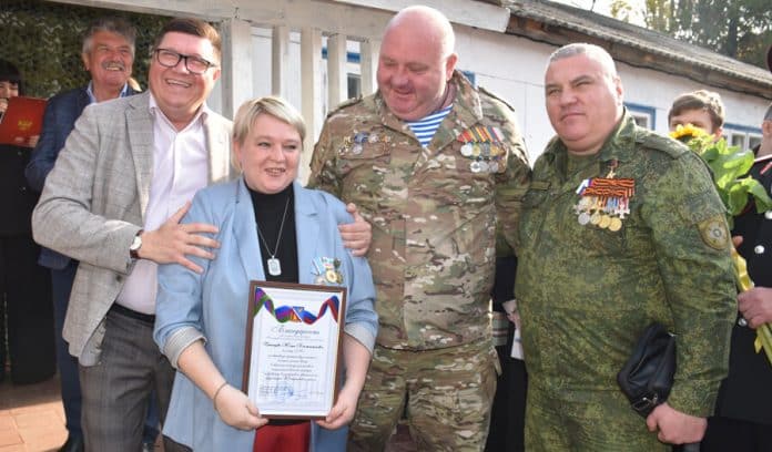 Благодраност от района и фронтовиков Юлии Приходько